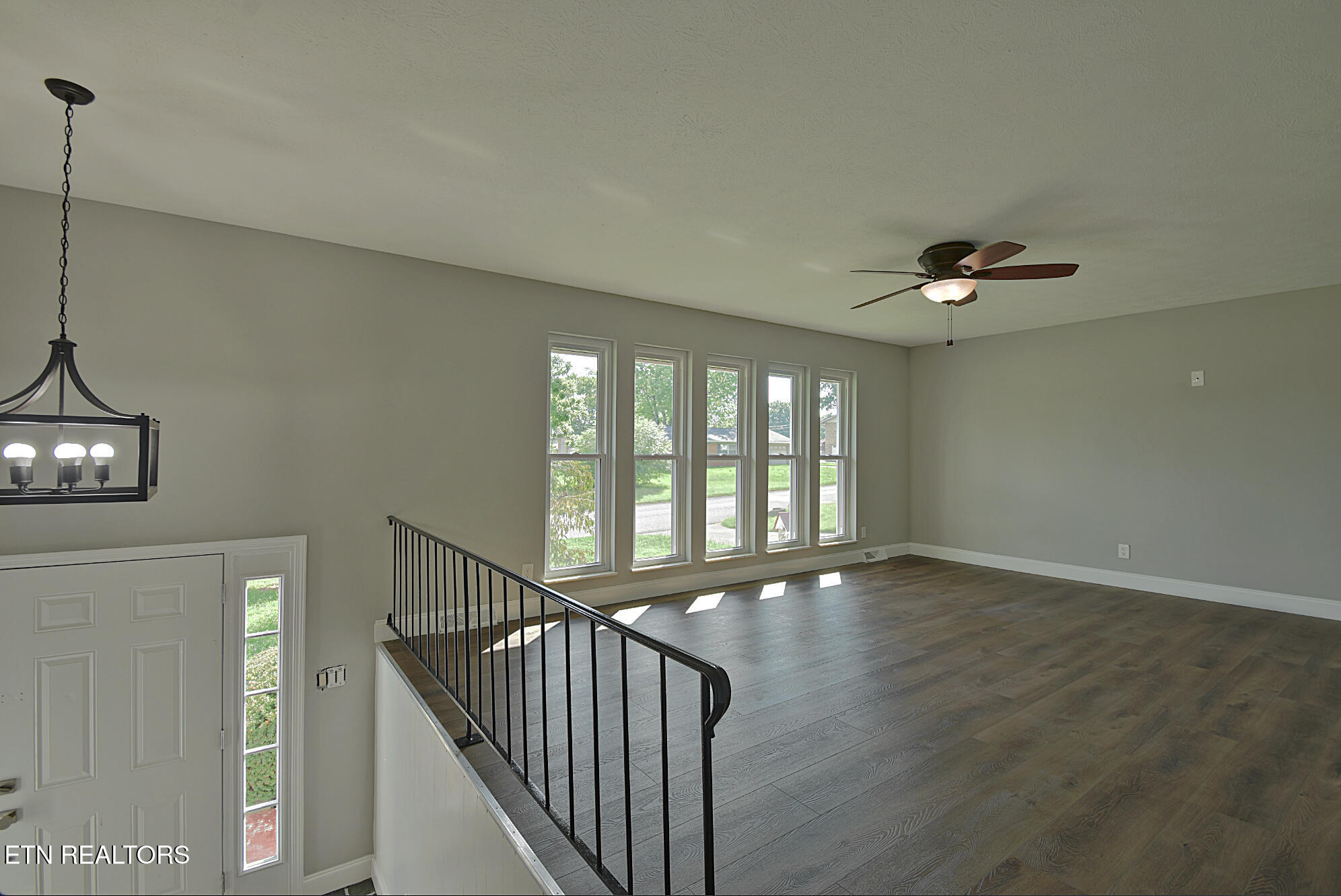 7704 Whitcomb Rd