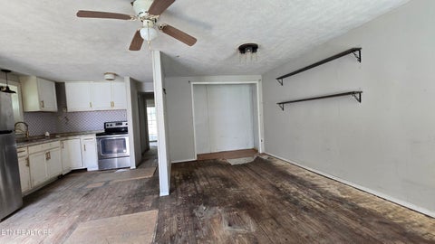 Tiny photo for 655 Coal Hill Rd, Harriman, TN 37748 (MLS # 1359148)