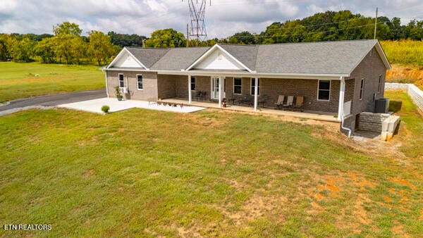 Photo of 1385 Valley Home Rd, Dandridge, TN 37725 (MLS # 1355122)