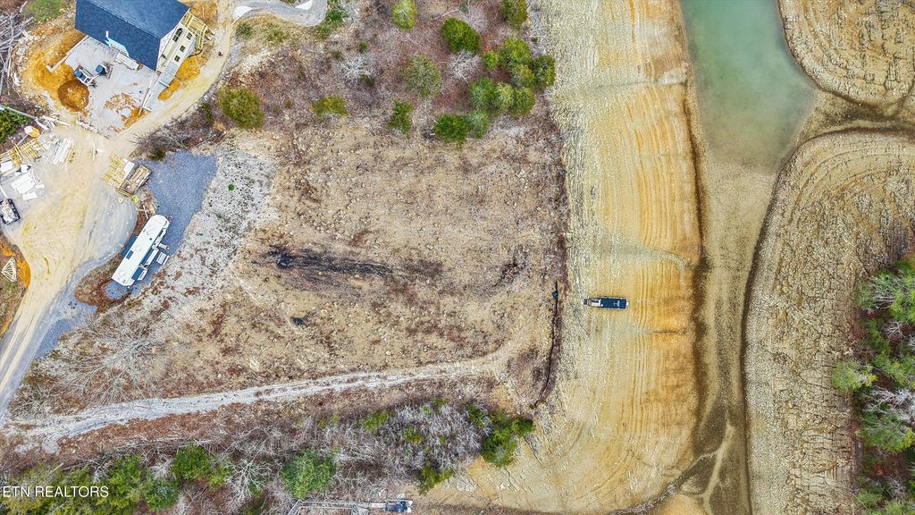 Photo of 1006 Eric Court, Sevierville, TN 37876 (MLS # 1326289)