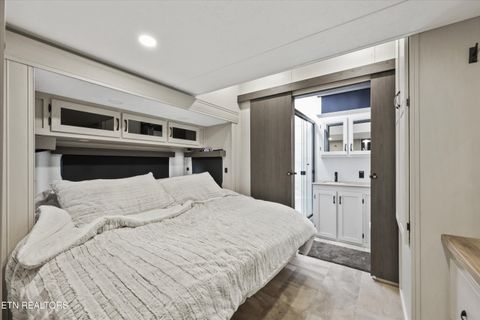 Tiny photo for 1006 Eric Court, Sevierville, TN 37876 (MLS # 1326289)