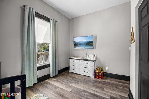 Tiny photo for 426 Hiawassee Ave, Knoxville, TN 37917 (MLS # 1357627)