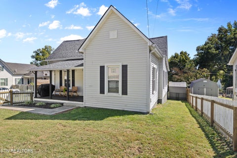 Tiny photo for 426 Hiawassee Ave, Knoxville, TN 37917 (MLS # 1357627)