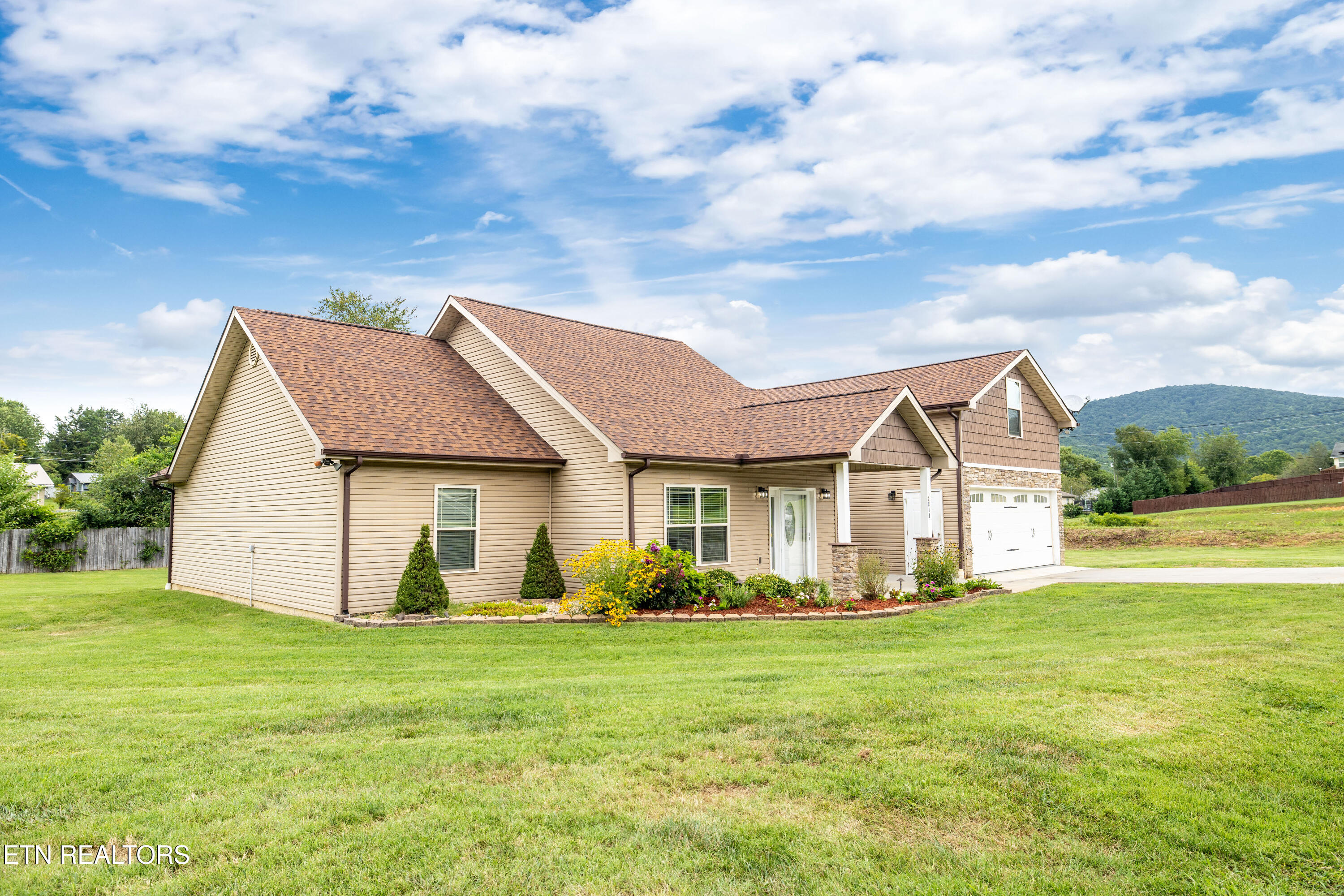 2811 Dalton Drive