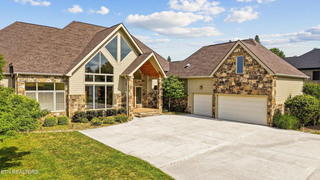 Photo of 340 W Mountain Drive, Rockwood, TN 37854 (MLS # 1340368)