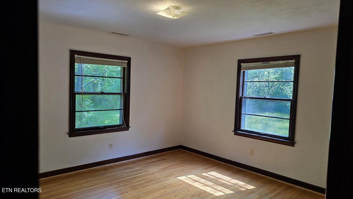 133 Hill Rd