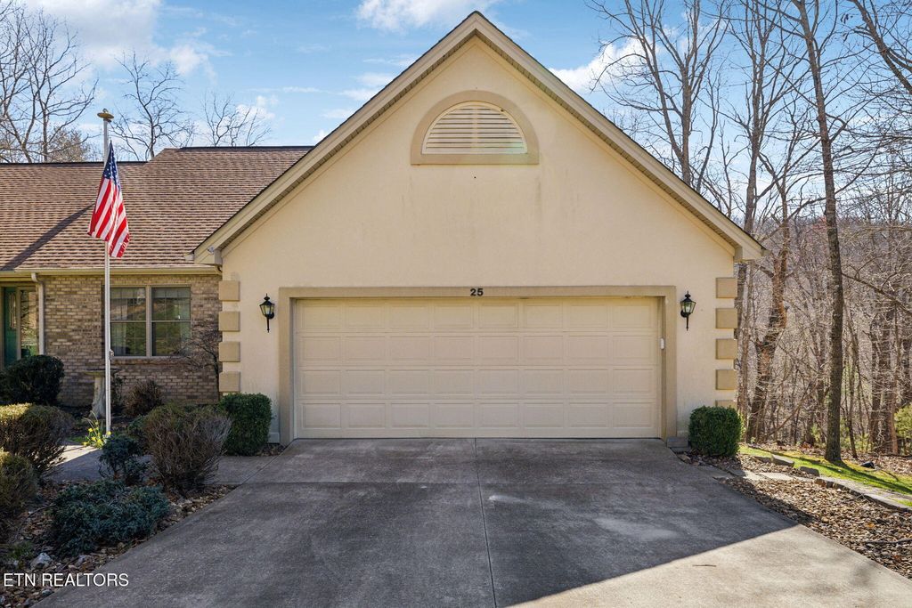 Photo of 25 Bacham Lane, Crossville, TN 38558 (MLS # 1294411)