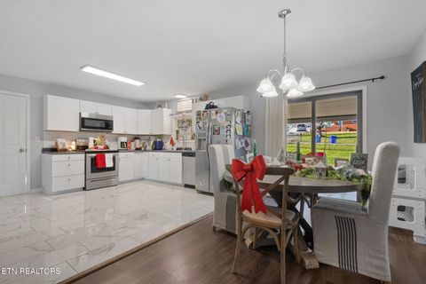 Tiny photo for 319 Meadowview Drive, Harriman, TN 37748 (MLS # 1324272)