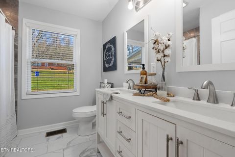 Tiny photo for 319 Meadowview Drive, Harriman, TN 37748 (MLS # 1324272)