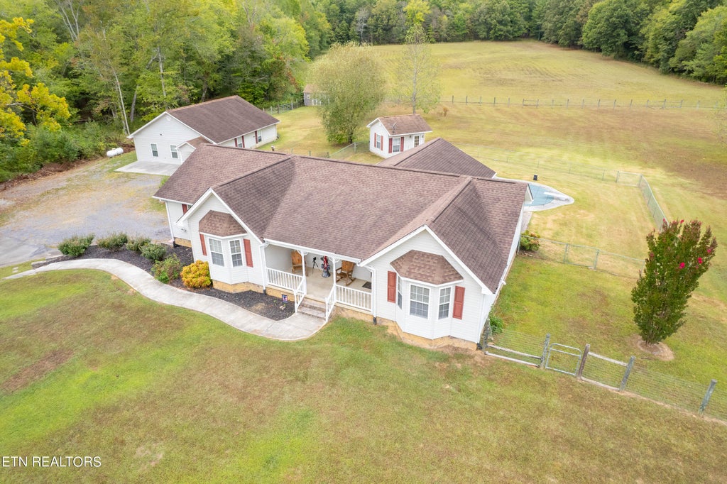 Photo of 18125 N Nopone Valley Road Rd, Decatur, TN 37322 (MLS # 1277002)