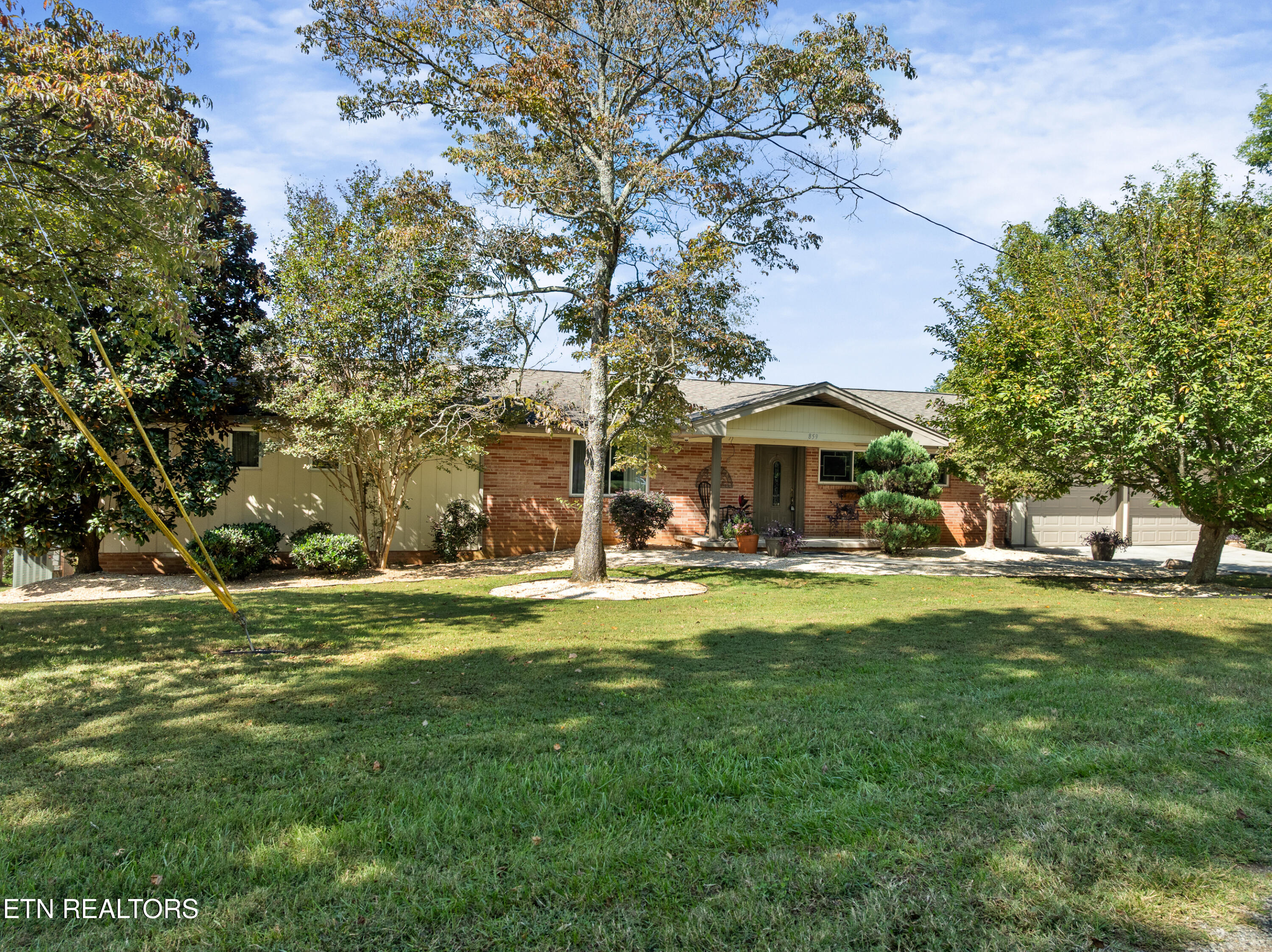 859 Collie Cove Court