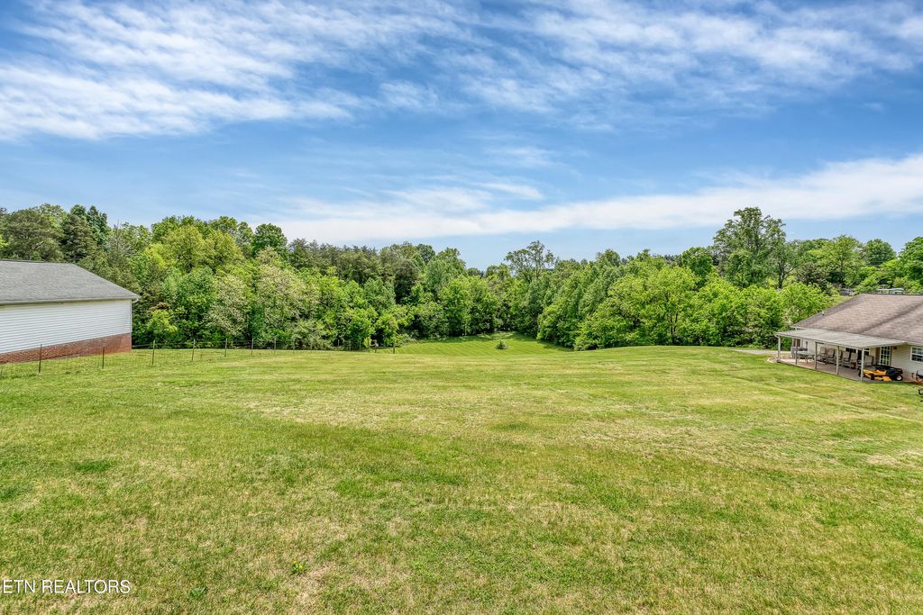 Photo of 3237 Reiley Drive, Maryville, TN 37801 (MLS # 1337342)