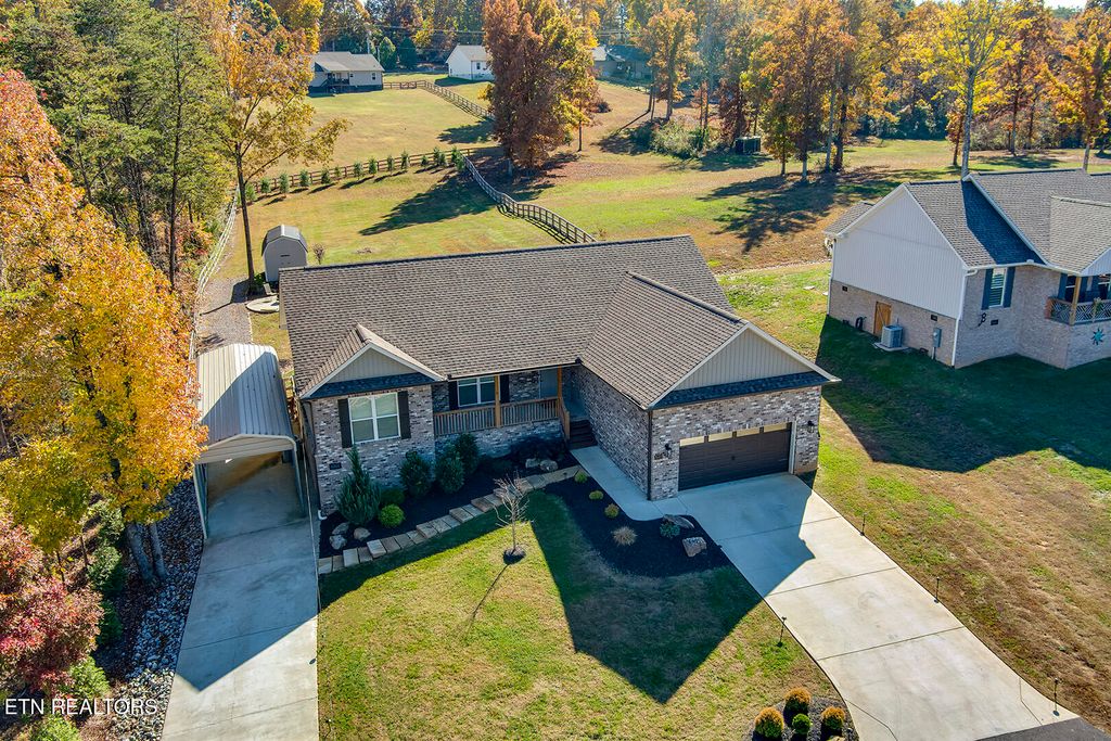 Photo of 5602 Old Niles Ferry Pike, Greenback, TN 37742 (MLS # 1320633)