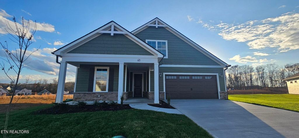 Photo of 471 Trillium Tr, Lenoir City, TN 37771 (MLS # 1339221)