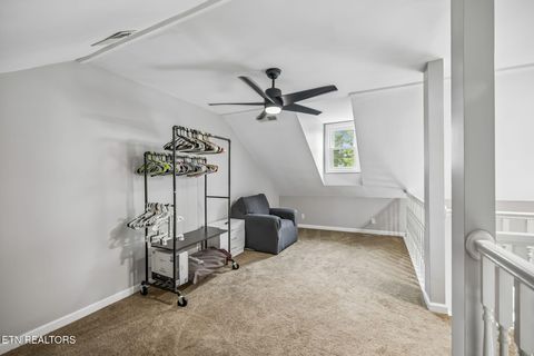 Tiny photo for 212 Oak St, Clinton, TN 37716 (MLS # 1343235)