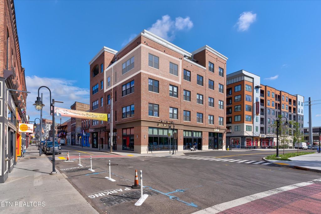 Photo of 115 Willow Ave #400, Knoxville, TN 37915 (MLS # 1317117)