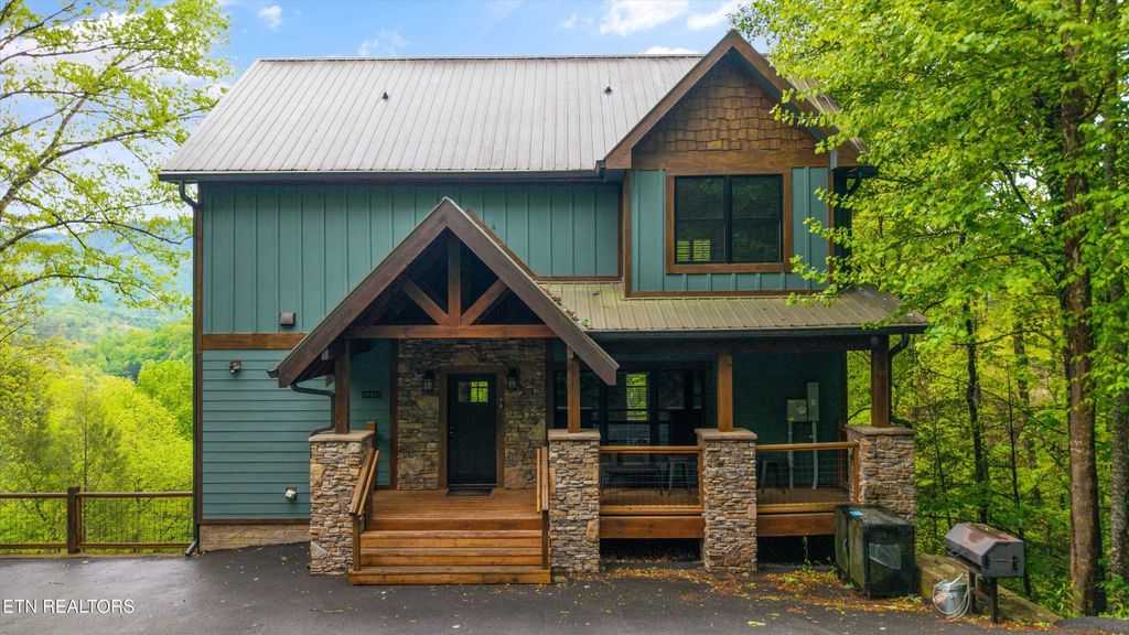 Photo of 5276 Riversong Way, Sevierville, TN 37876 (MLS # 1339075)