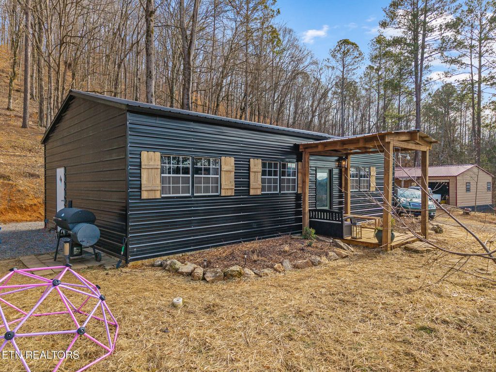Photo of 361 County Road 38, Riceville, TN 37370 (MLS # 1328103)