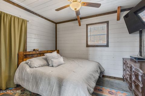 Tiny photo for 361 County Road 38, Riceville, TN 37370 (MLS # 1328103)