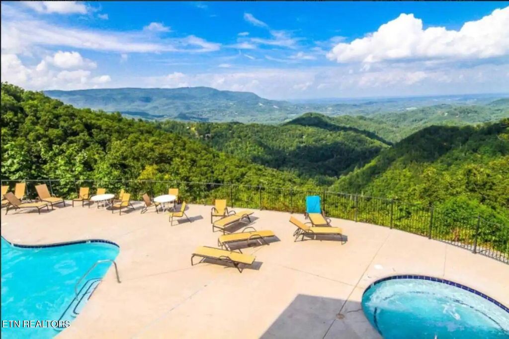 Photo of 2853 White Oak Ridge Ln Ln, Sevierville, TN 37862 (MLS # 1326501)