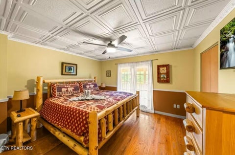 Tiny photo for 517 Hideaway Ridge Circle, Sevierville, TN 37862 (MLS # 1357598)