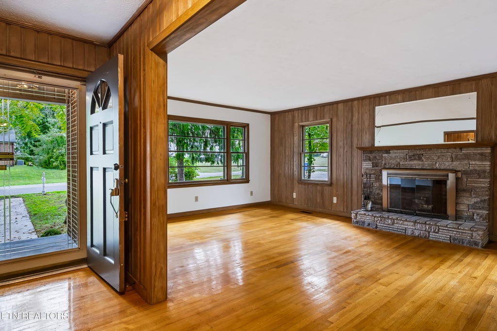 Photo of 2507 Old Knoxville Pike, Maryville, TN 37804 (MLS # 1356823)