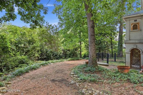 Tiny photo for 3720 Kingston Pike, Knoxville, TN 37919 (MLS # 1346885)