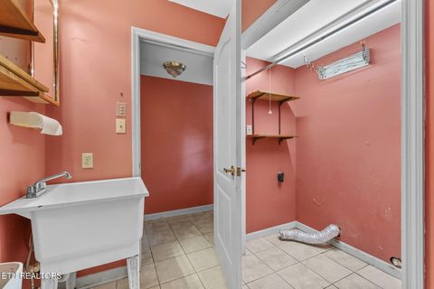 Tiny photo for 3720 Kingston Pike, Knoxville, TN 37919 (MLS # 1346885)