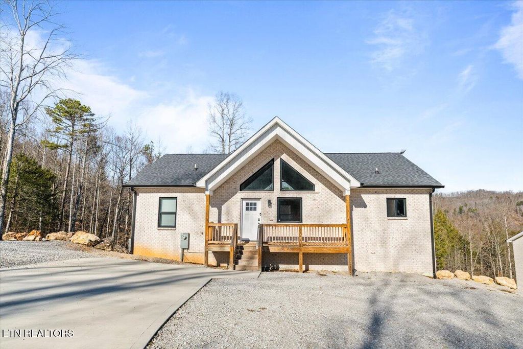 Photo of 113 Pool Drive, LaFollette, TN 37766 (MLS # 1328807)