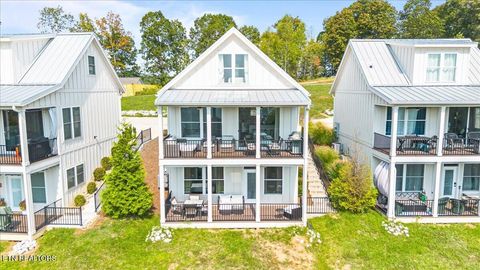 Tiny photo for 118 E Harbor View Lane #A, LaFollette, TN 37766 (MLS # 1317876)