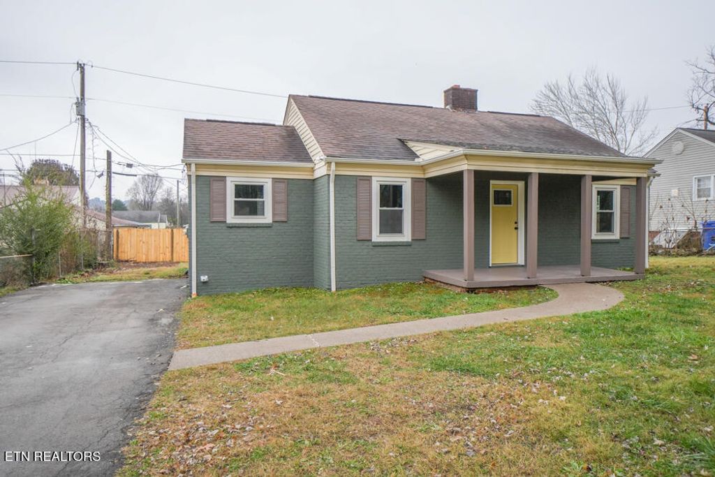 Photo of 1510 Garfield St, Alcoa, TN 37701 (MLS # 1284578)