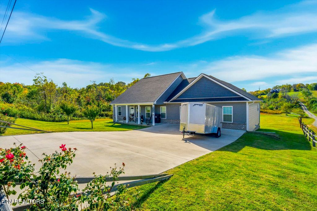 Photo of 670 Jones Franklin Rd, Morristown, TN 37813 (MLS # 1293602)