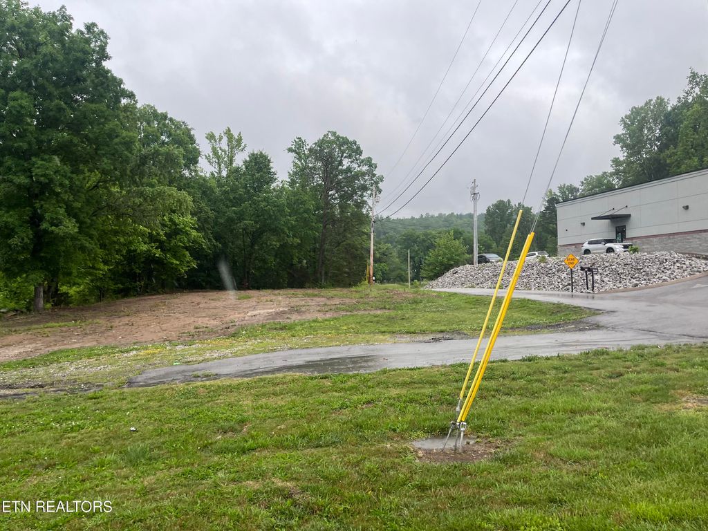 Photo of 1665 Roane State Hwy, Harriman, TN 37748 (MLS # 1339836)