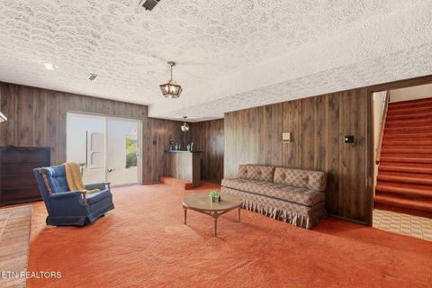 Tiny photo for 307 Walnut St, Clinton, TN 37716 (MLS # 1334491)