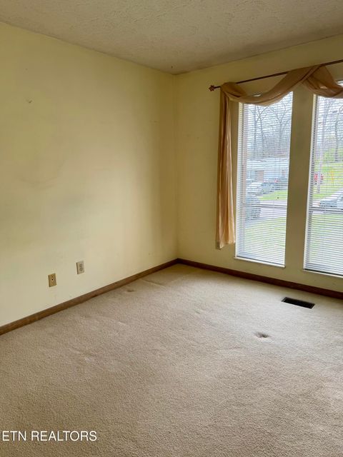 Tiny photo for 5613 Outer Drive, Knoxville, TN 37921 (MLS # 1332751)