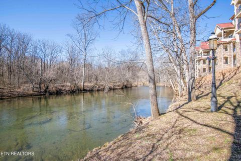 Tiny photo for 527 River Place Way #UNIT 315, Sevierville, TN 37862 (MLS # 1329471)