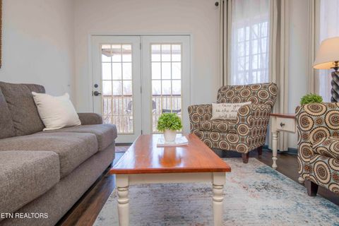 Tiny photo for 527 River Place Way #UNIT 315, Sevierville, TN 37862 (MLS # 1329471)