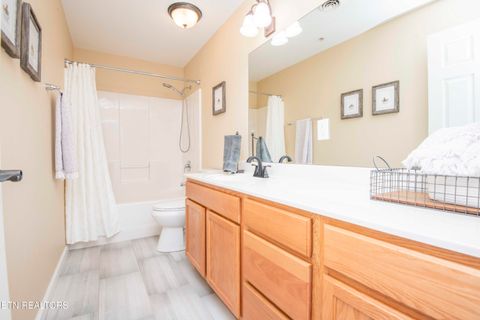 Tiny photo for 527 River Place Way #UNIT 315, Sevierville, TN 37862 (MLS # 1329471)