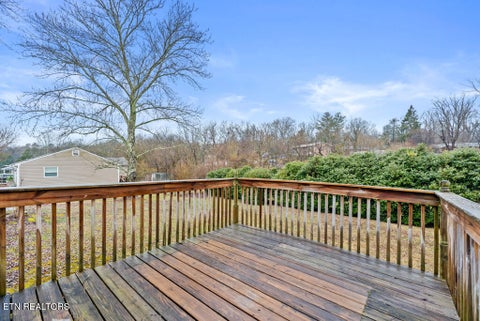 Tiny photo for 102 Lawton Rd, Oak Ridge, TN 37830 (MLS # 1343850)
