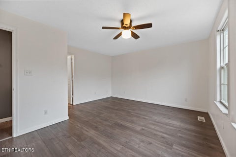 Tiny photo for 102 Lawton Rd, Oak Ridge, TN 37830 (MLS # 1343850)