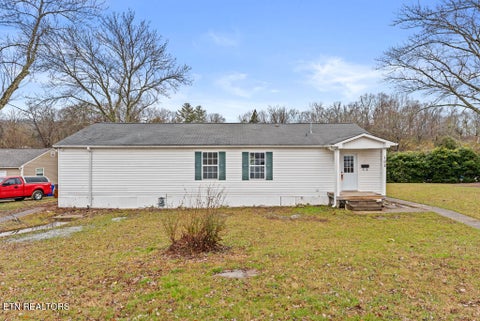 Tiny photo for 102 Lawton Rd, Oak Ridge, TN 37830 (MLS # 1343850)