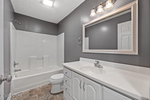 Tiny photo for 102 Lawton Rd, Oak Ridge, TN 37830 (MLS # 1343850)