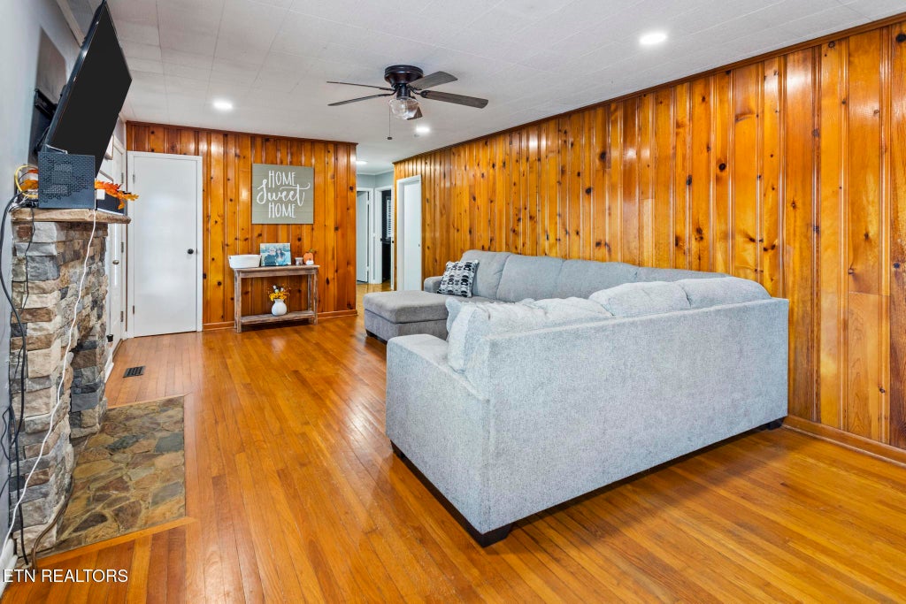 Photo of 18216 N State Highway 58, Decatur, TN 37322 (MLS # 1283477)