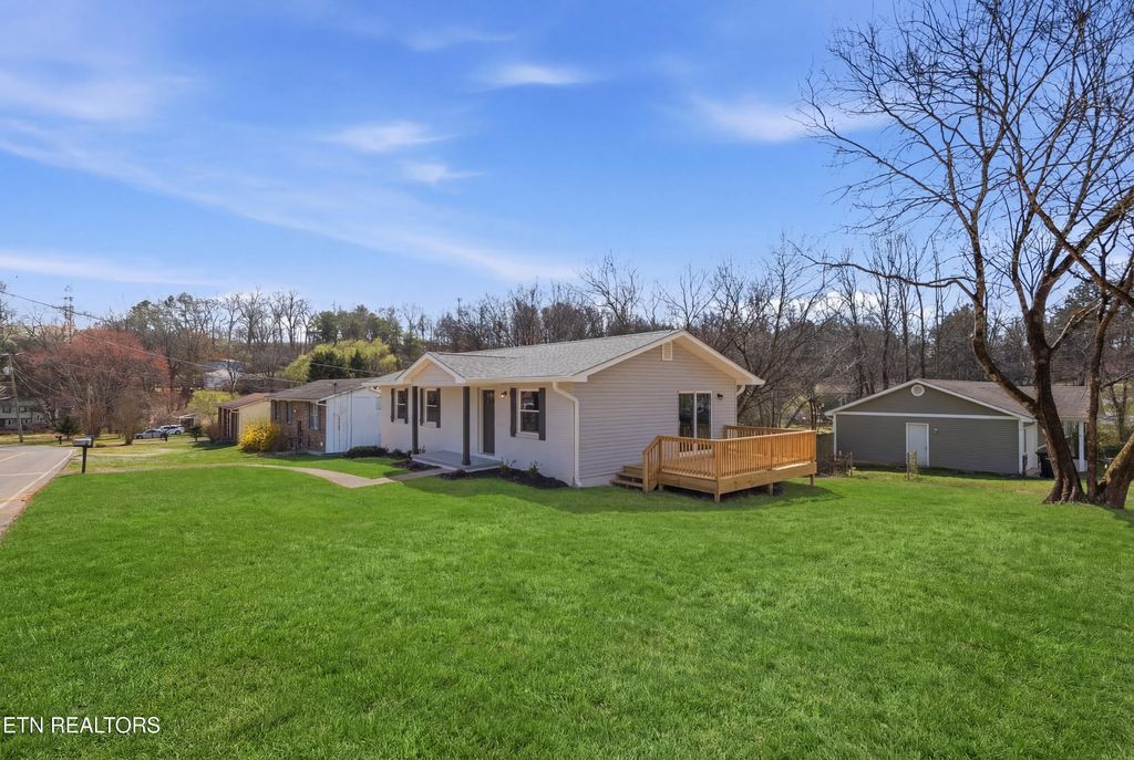 Photo of 2241 Woods Smith Rd, Knoxville, TN 37921 (MLS # 1332075)