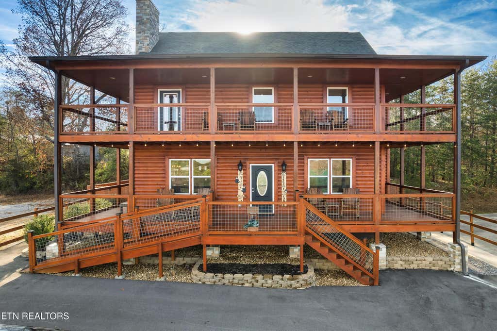 Photo of 2822 Seth Rd, Pigeon Forge, TN 37863 (MLS # 1351644)
