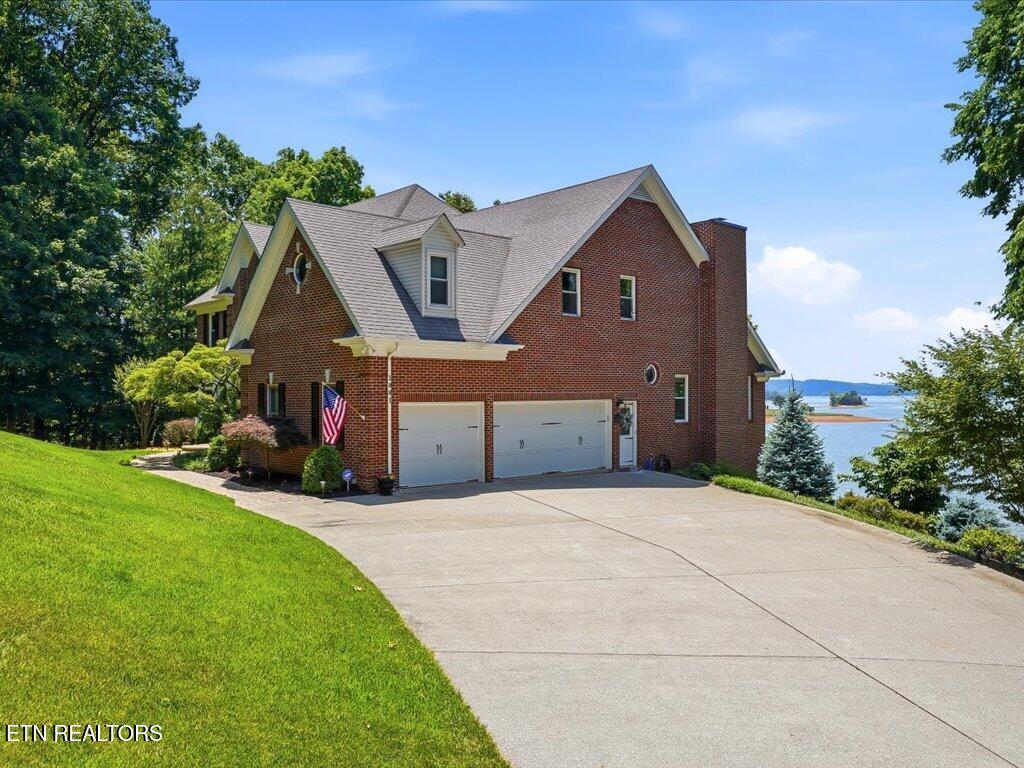 1881 Pointe Drive