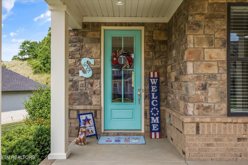 Photo of 1832 English Ivy Lane, Knoxville, TN 37932 (MLS # 1340939)