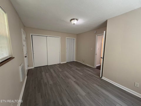 Tiny photo for 1617 Jefferson St, Morristown, TN 37814 (MLS # 1356141)