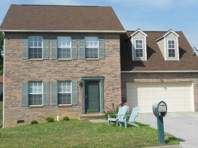 Photo 1 of 12 — 7524 Kilbridge Drive, Knoxville, TN 37924
