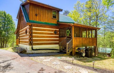 Tiny photo for 2308 Summer Lane, Sevierville, TN 37876 (MLS # 1343426)